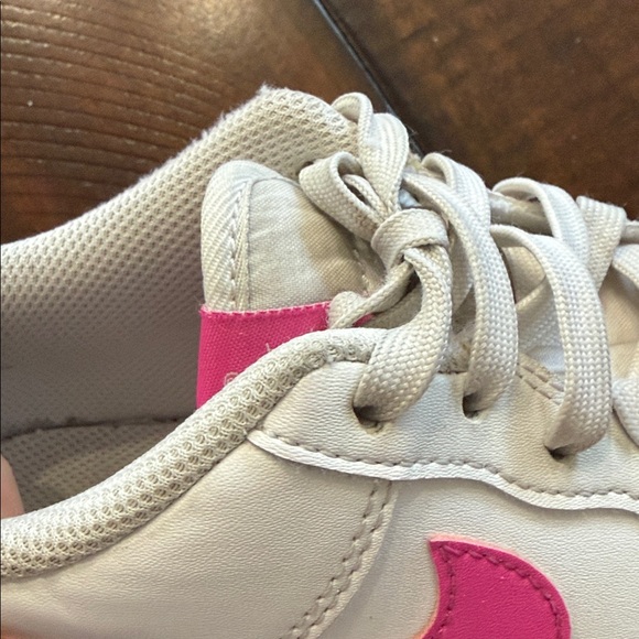 Girls Nike Air Force 1 - Picture 12 of 15